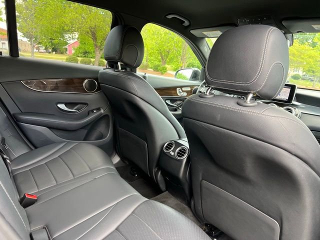 Used 2019 Mercedes-Benz GLC 300 4MATIC image 19