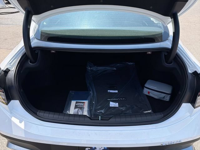 New 2026 Hyundai Sonata SE FWD image 21