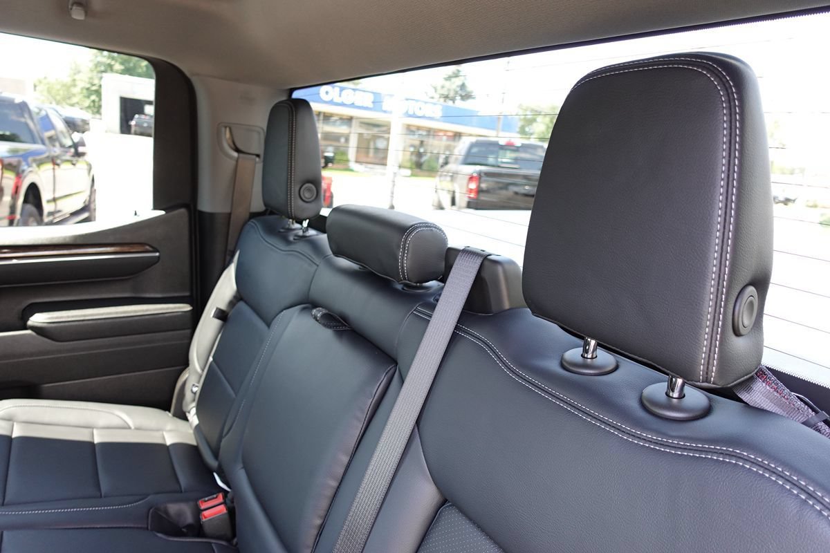 Used 2025 GMC Sierra 1500 Elevation AWD/4WD image 25
