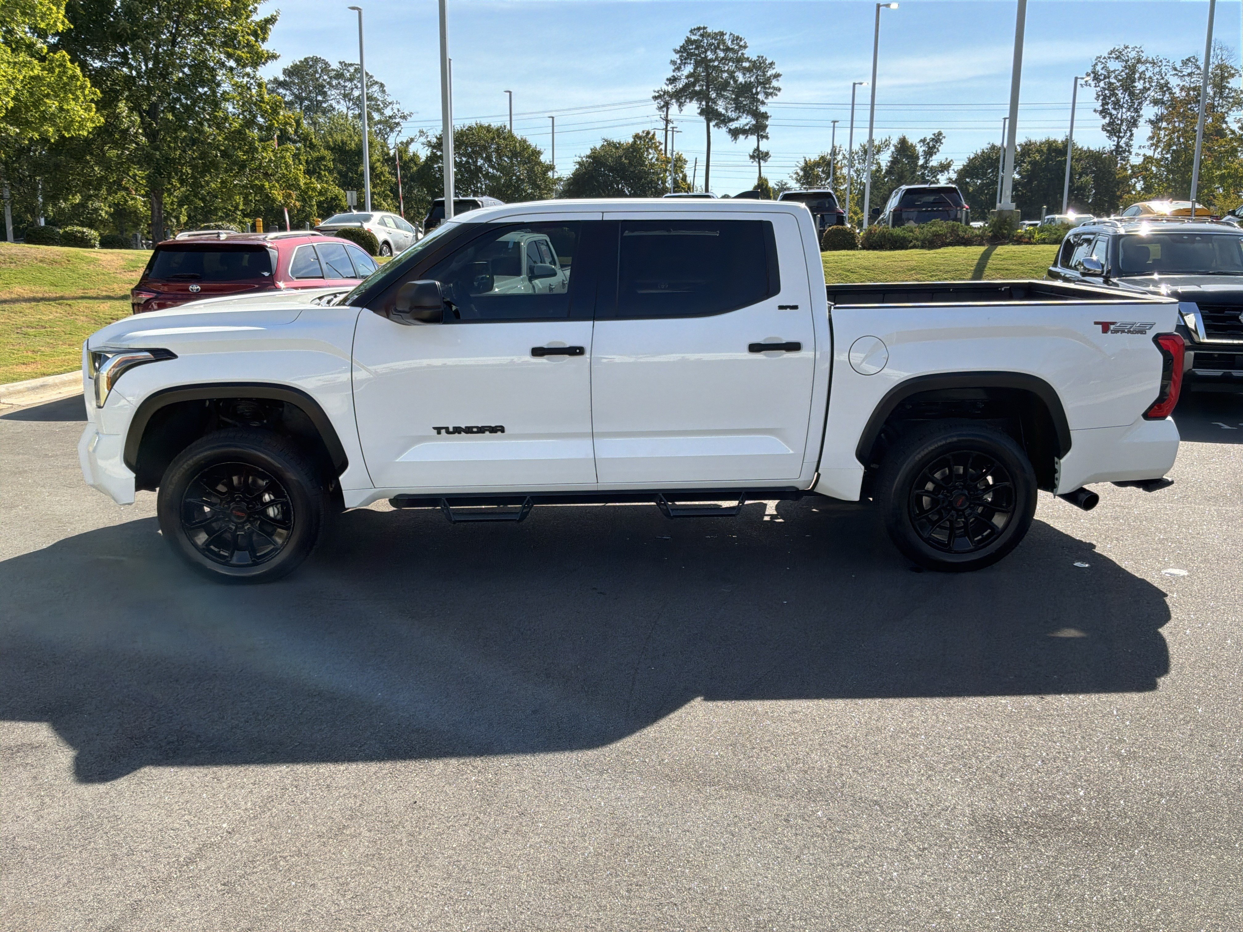 Used 2023 Toyota Tundra SR5 AWD/4WD image 7