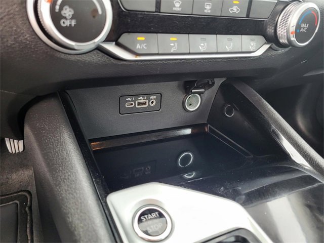 Used 2024 Nissan Altima 2.5 SV image 8