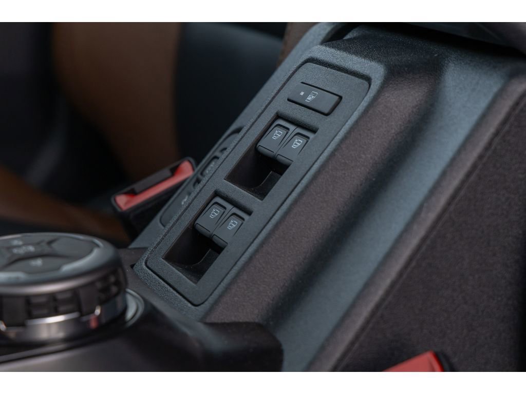 Used 2024 Ford Bronco Outer Banks image 19