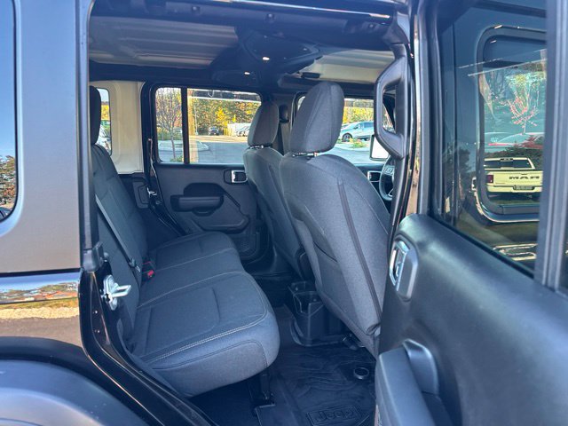 Used 2025 Jeep Wrangler Unlimited Sport AWD/4WD image 15