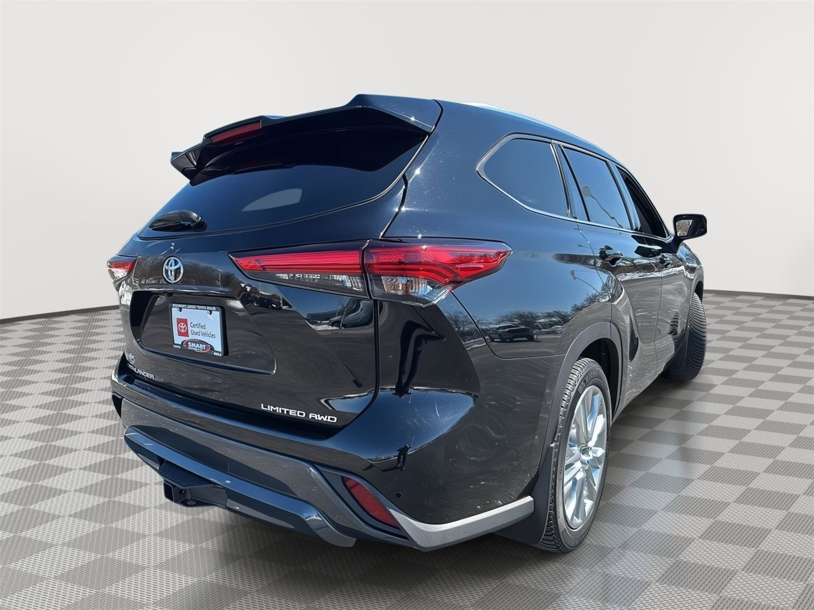 Used 2020 Toyota Highlander Limited image 23