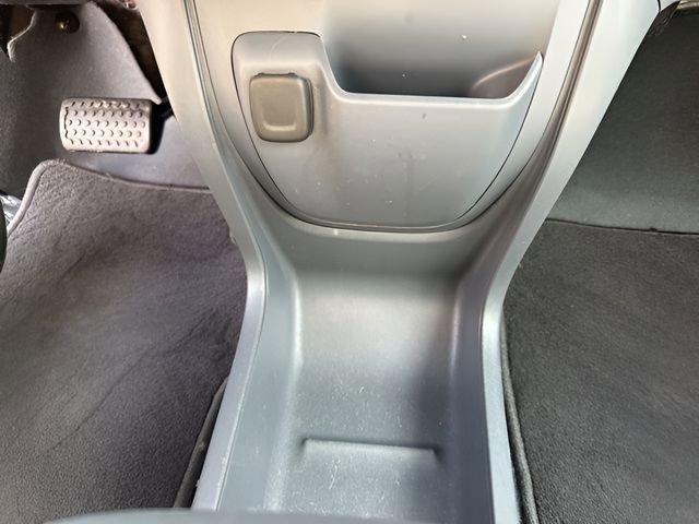 Used 2017 Chevrolet Bolt LT FWD image 24