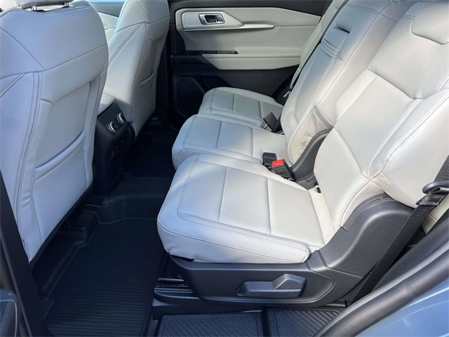 New 2026 Ford Explorer Active image 28