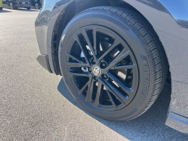 Used 2026 Toyota Camry SE image 9