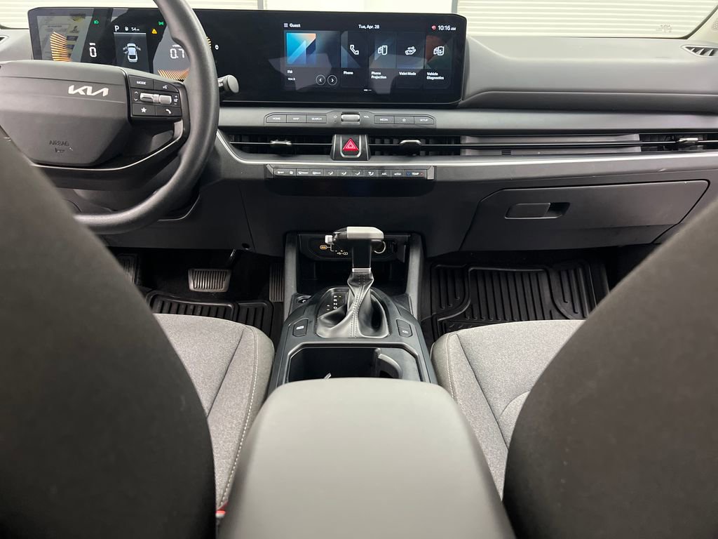 Used 2025 Kia K4 FWD image 35