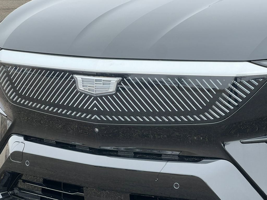New 2026 Cadillac Optiq Luxury 1 image 36