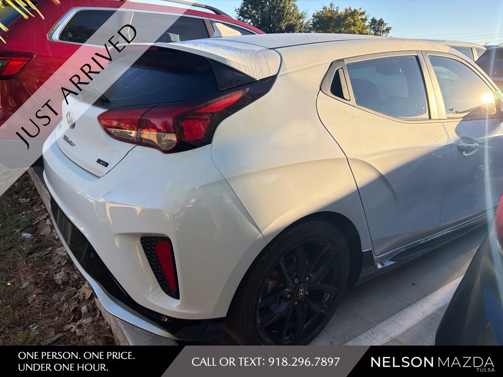 Used 2020 Hyundai Veloster Turbo R-Spec FWD image 4