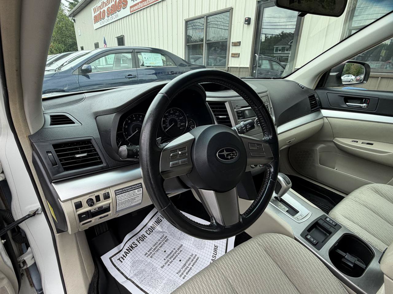 Used 2010 Subaru Outback 2.5i Premium AWD/4WD image 11