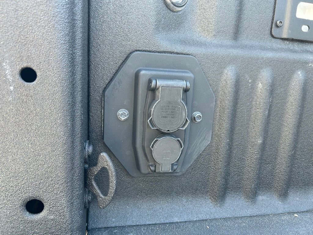 Used 2025 Ford F250 Platinum AWD/4WD image 34