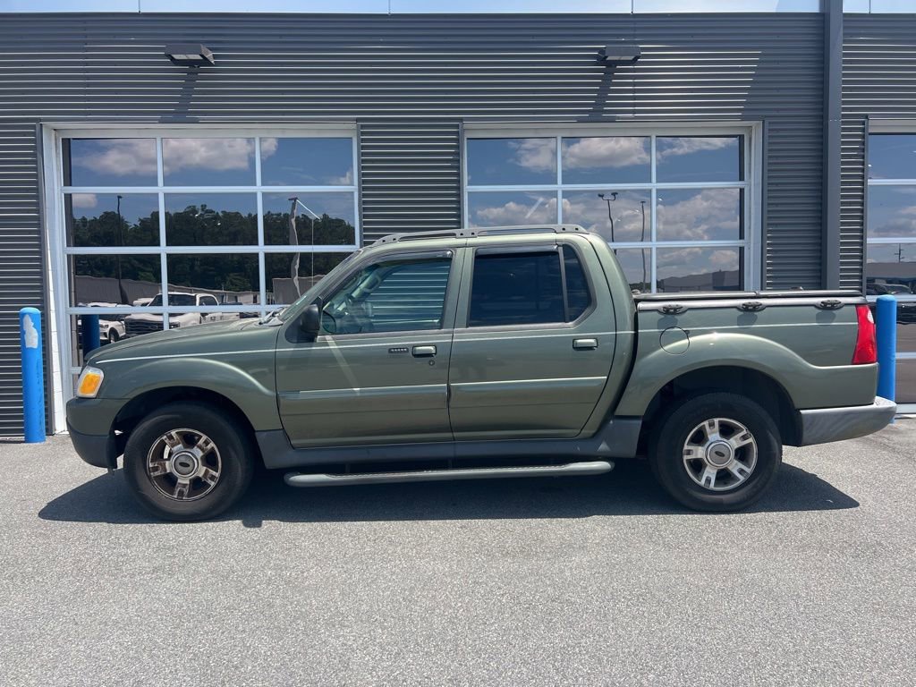 Used 2004 Ford Explorer Sport Trac XLS RWD image 2