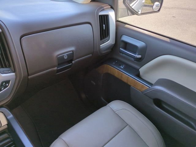 Used 2018 GMC Sierra 1500 SLT w/ Enhanced Driver Alert Package RWD image 17