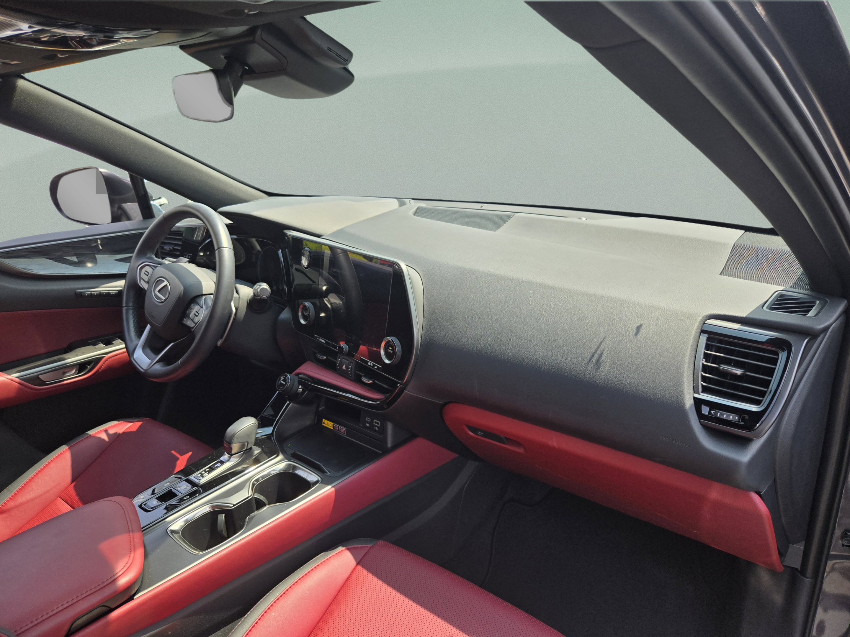 Certified 2025 Lexus NX 250 FWD w/ Accessory Package (Z1) image 28