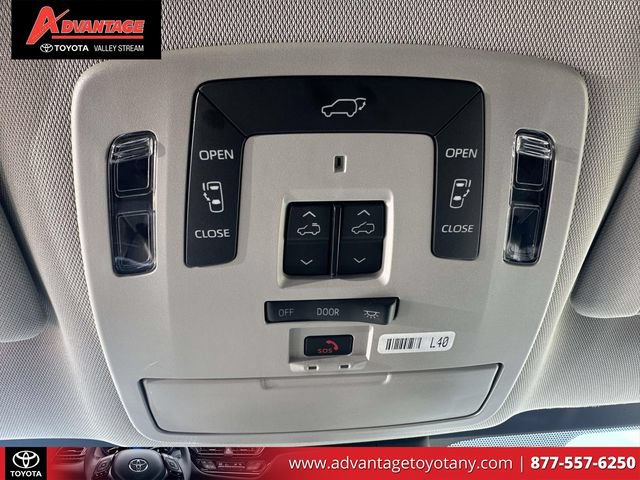 Certified 2023 Toyota Sienna Limited AWD/4WD image 39
