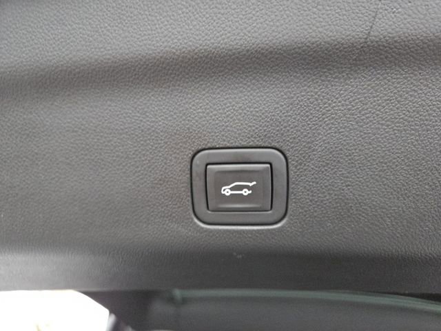 Used 2023 Chevrolet Tahoe RST w/ Luxury Package image 28