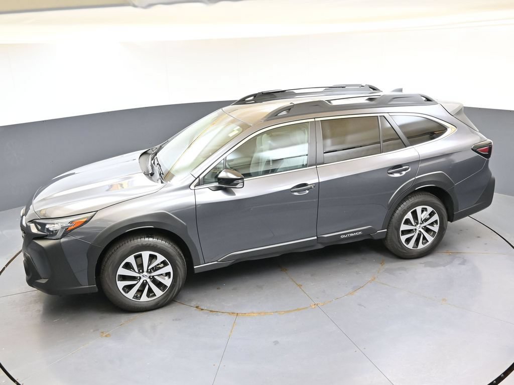 Certified 2025 Subaru Outback Premium AWD/4WD image 37