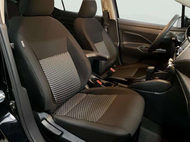 Used 2021 Nissan Versa S image 81