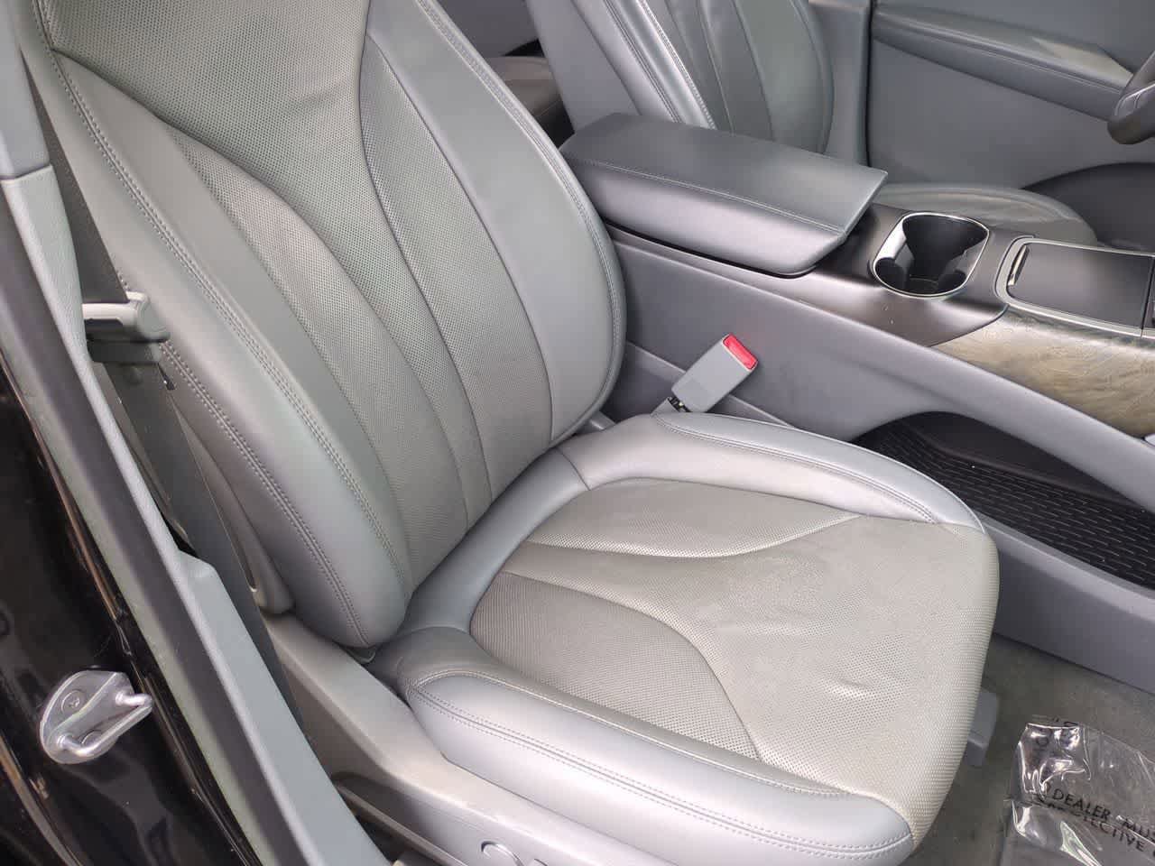 Used 2020 Lincoln Nautilus Reserve image 23