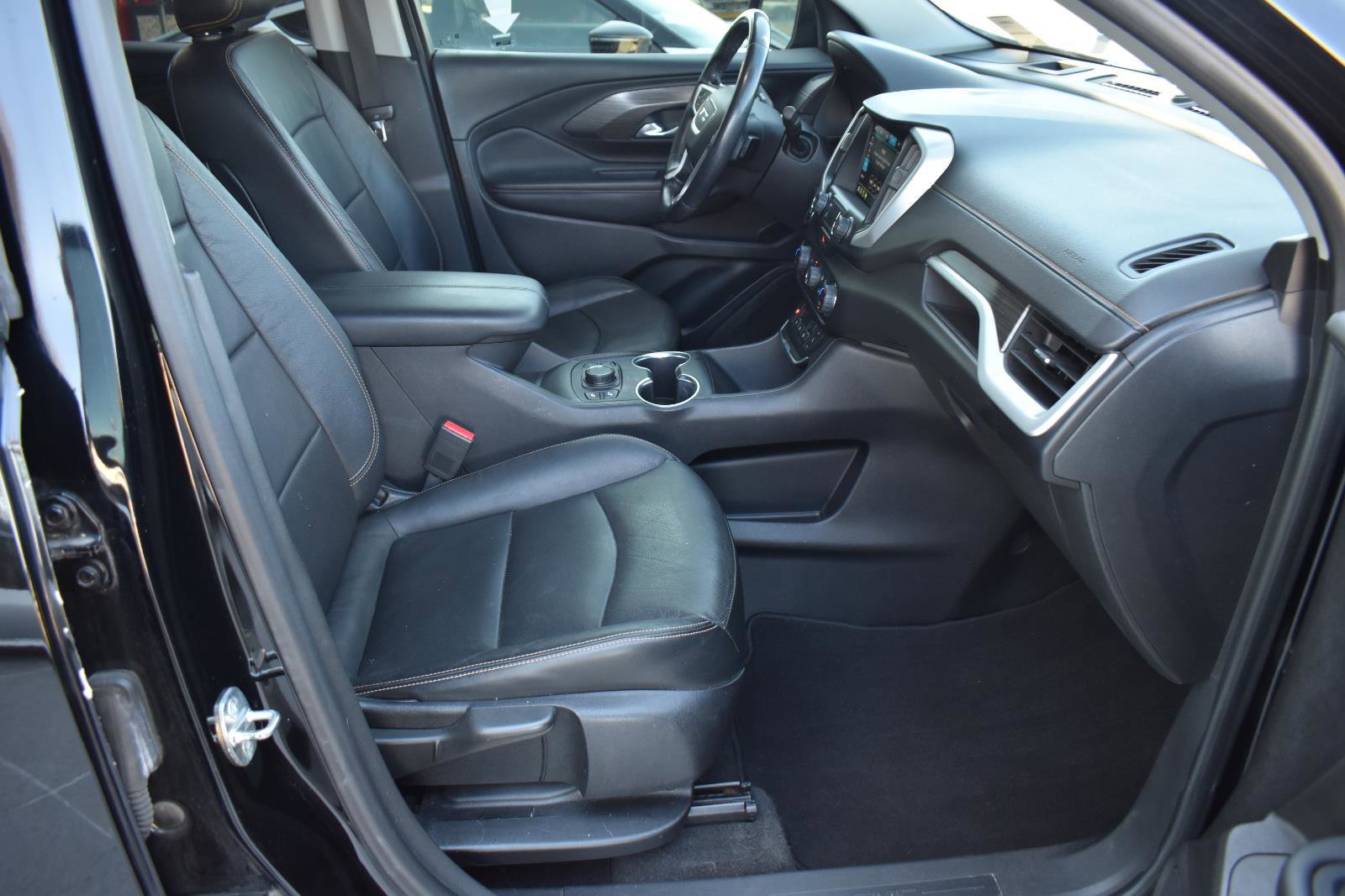 Used 2020 GMC Terrain SLT image 55