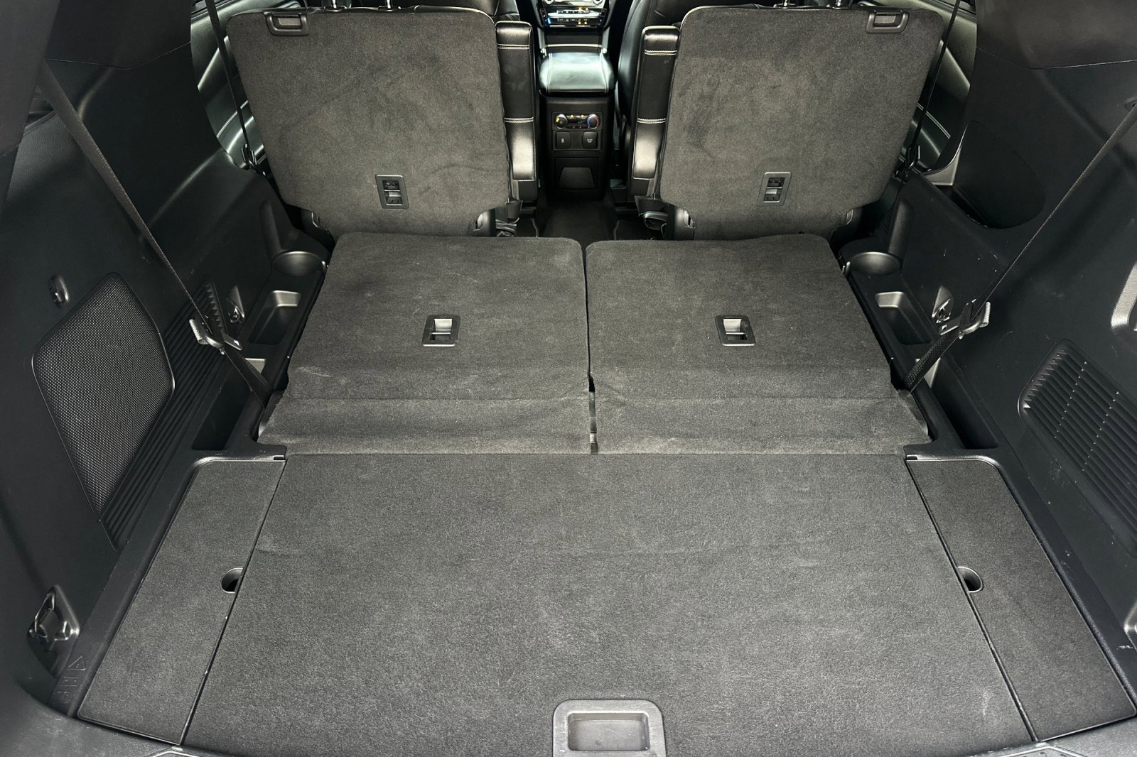 Certified 2022 Ford Explorer ST w/ Equipment Group 401A image 15