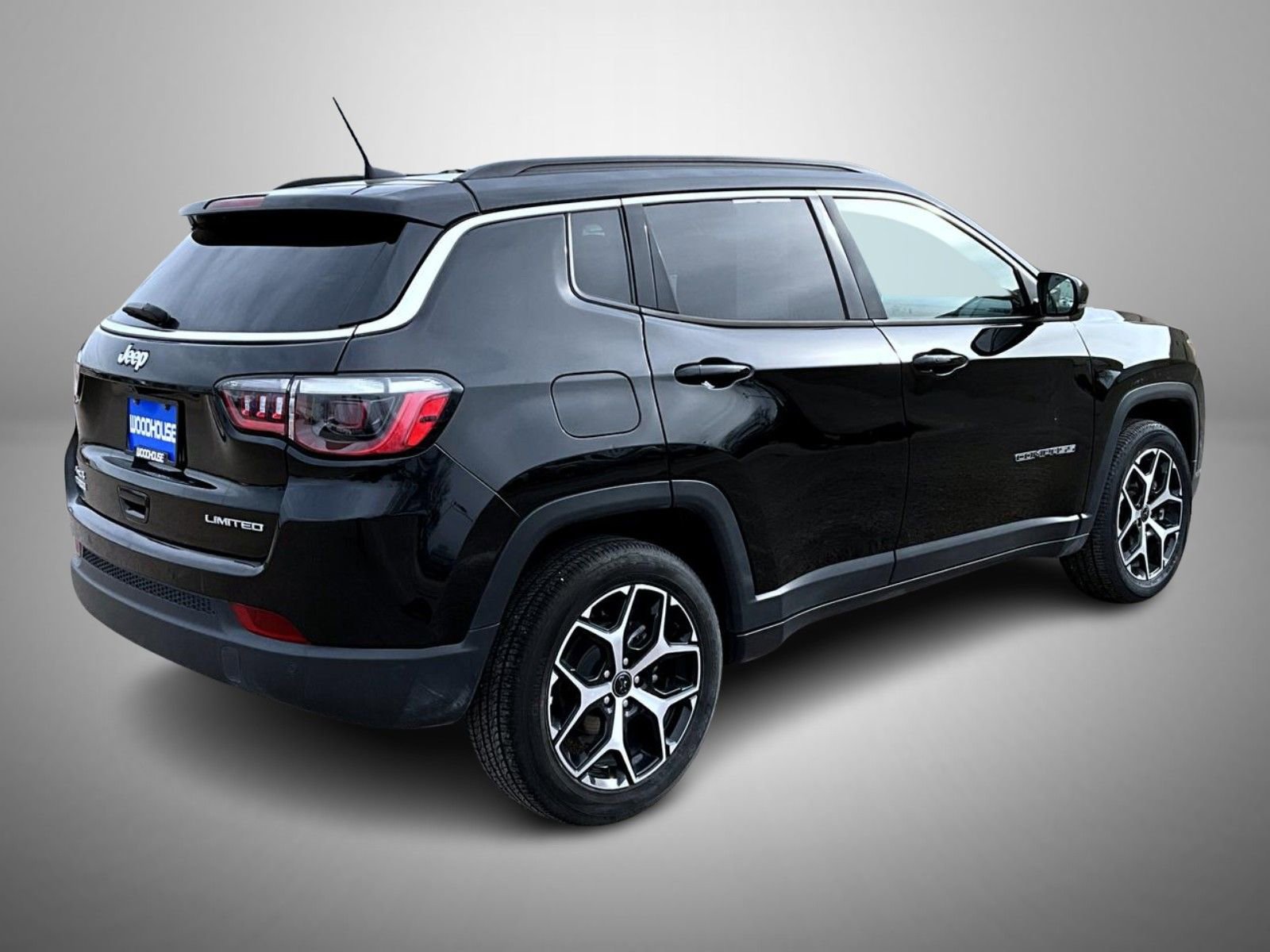 Used 2025 Jeep Compass Limited AWD/4WD image 5