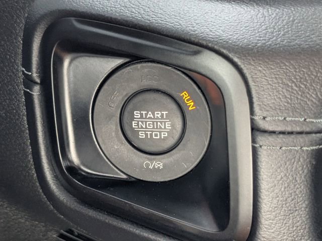 Used 2024 Jeep Wrangler Unlimited Sahara image 34