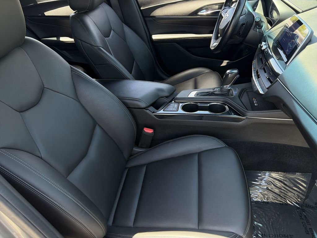 Used 2022 Cadillac CT4 Luxury w/ Sun And Sound Package RWD image 20