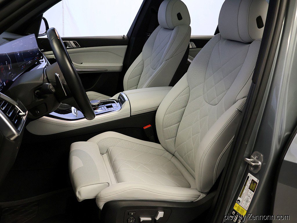 Certified 2024 BMW X5 xDrive40i w/ M Sport Package image 10