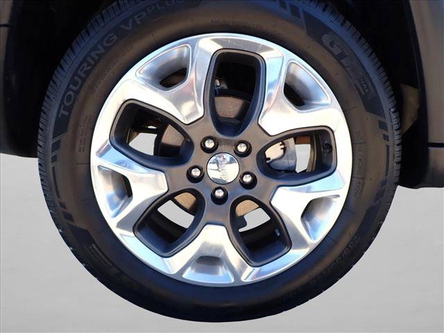 Used 2019 Jeep Compass Limited image 7