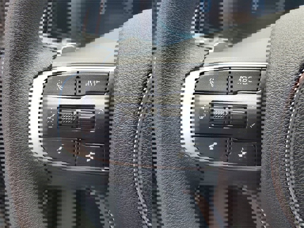 New 2025 Kia Sportage LX image 11