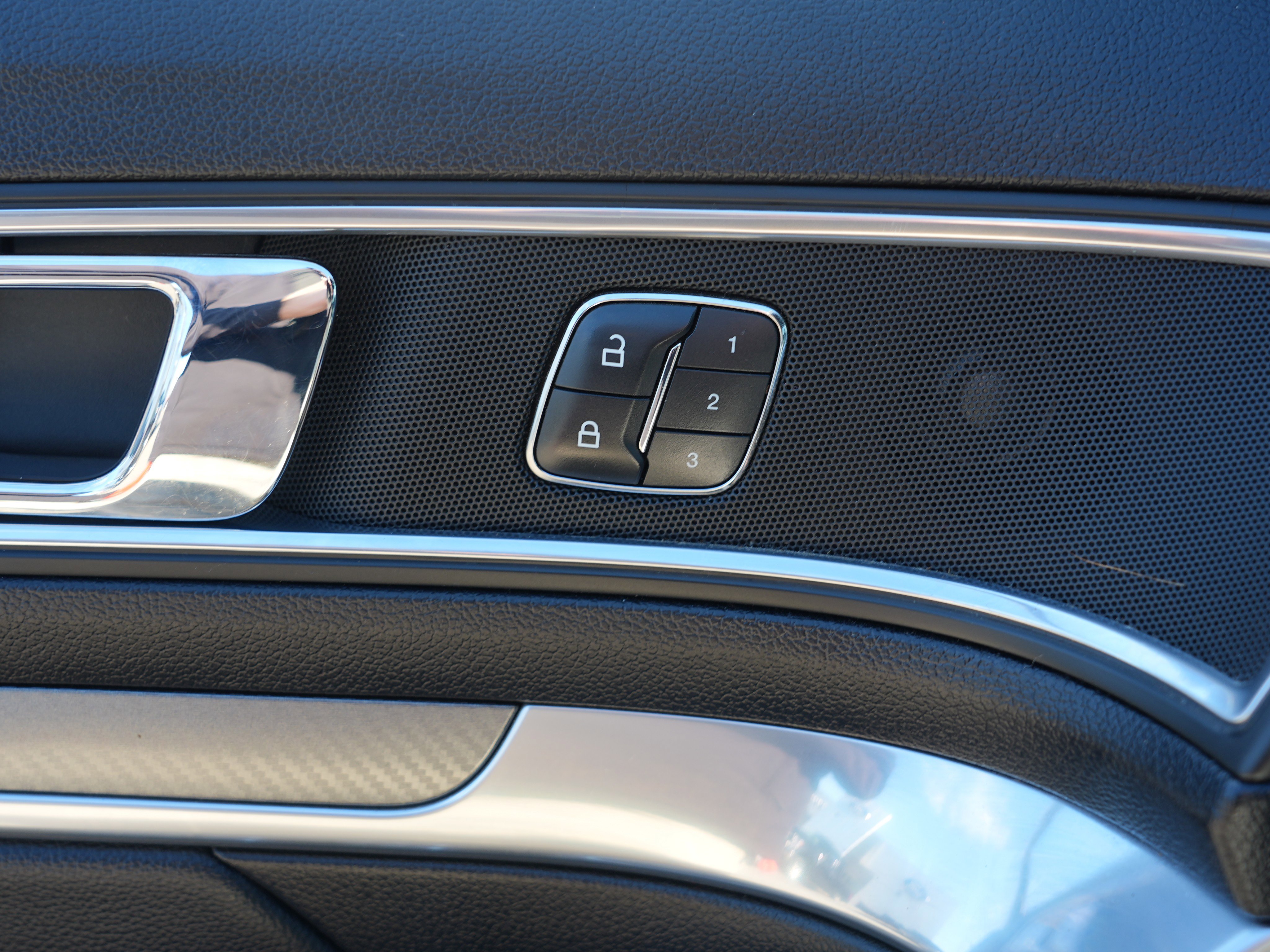 Used 2016 Ford Explorer Sport w/ Equipment Group 401A image 20