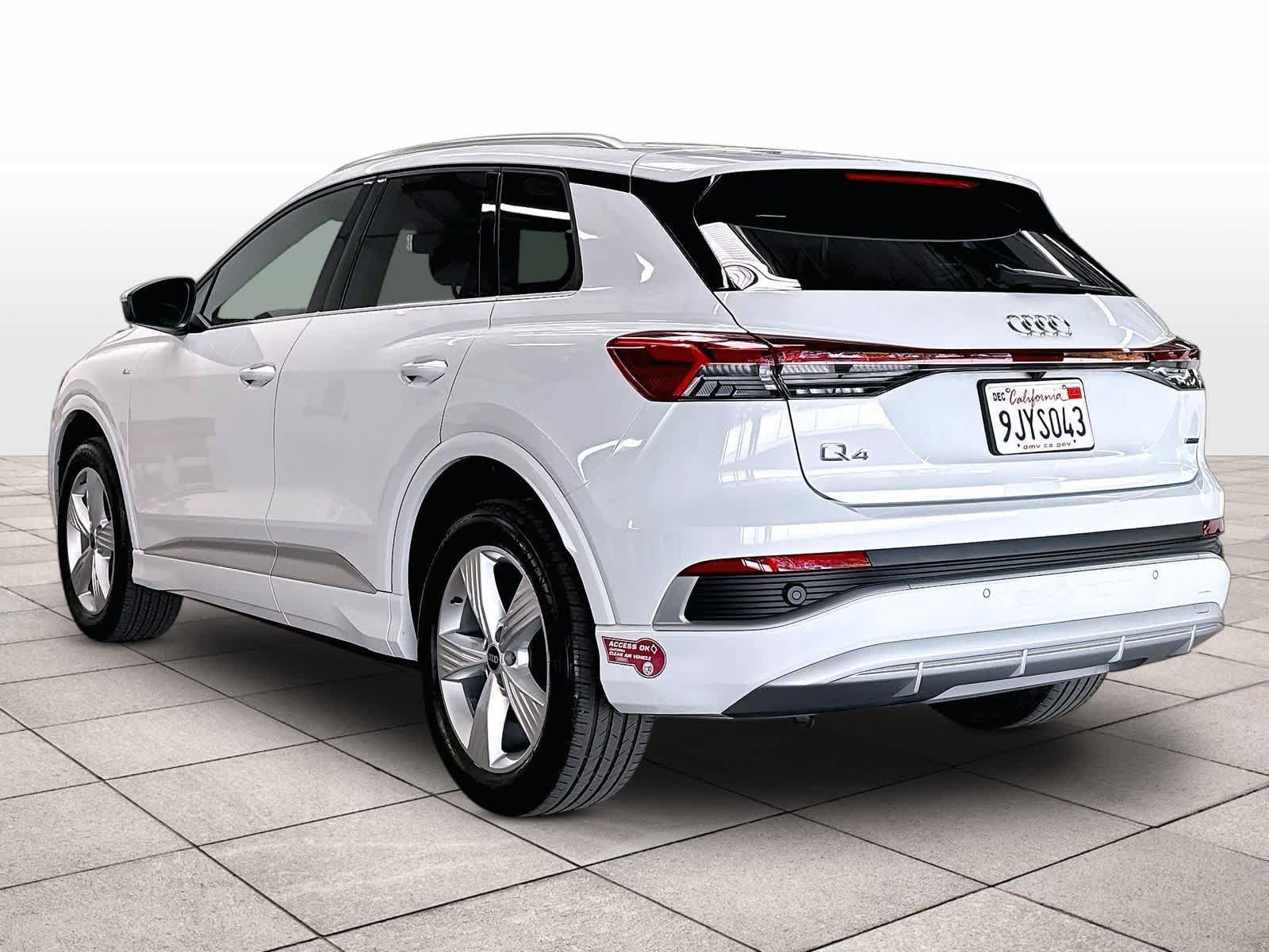 Used 2024 Audi Q4 e-tron Premium AWD/4WD image 7