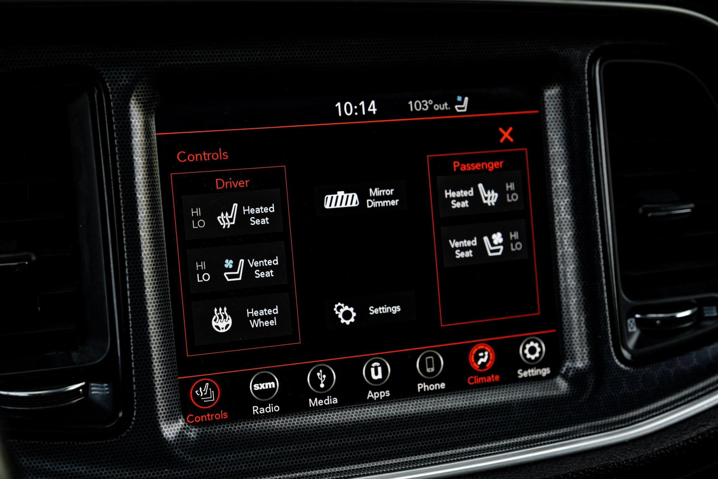 Used 2018 Dodge Challenger SXT Plus RWD image 31