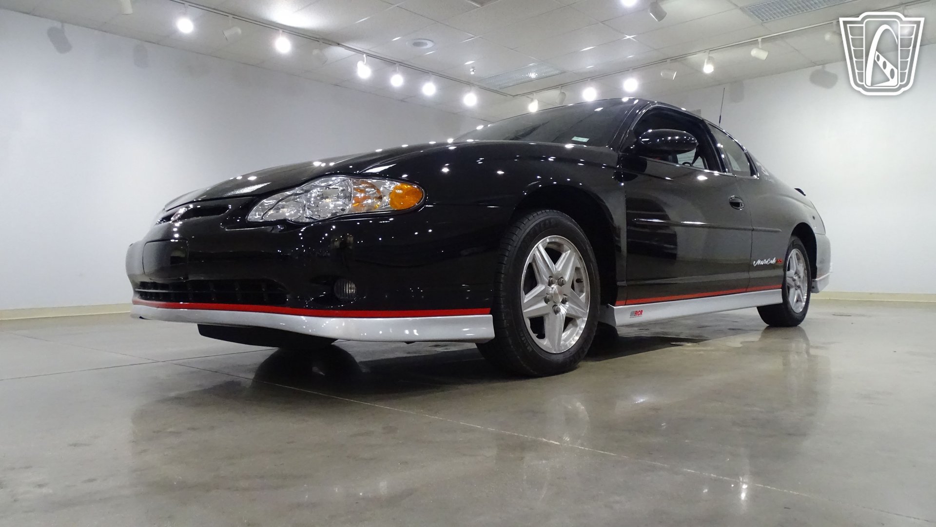 Used 2002 Chevrolet Monte Carlo SS w/ Pace Car Replica Pkg FWD image 4