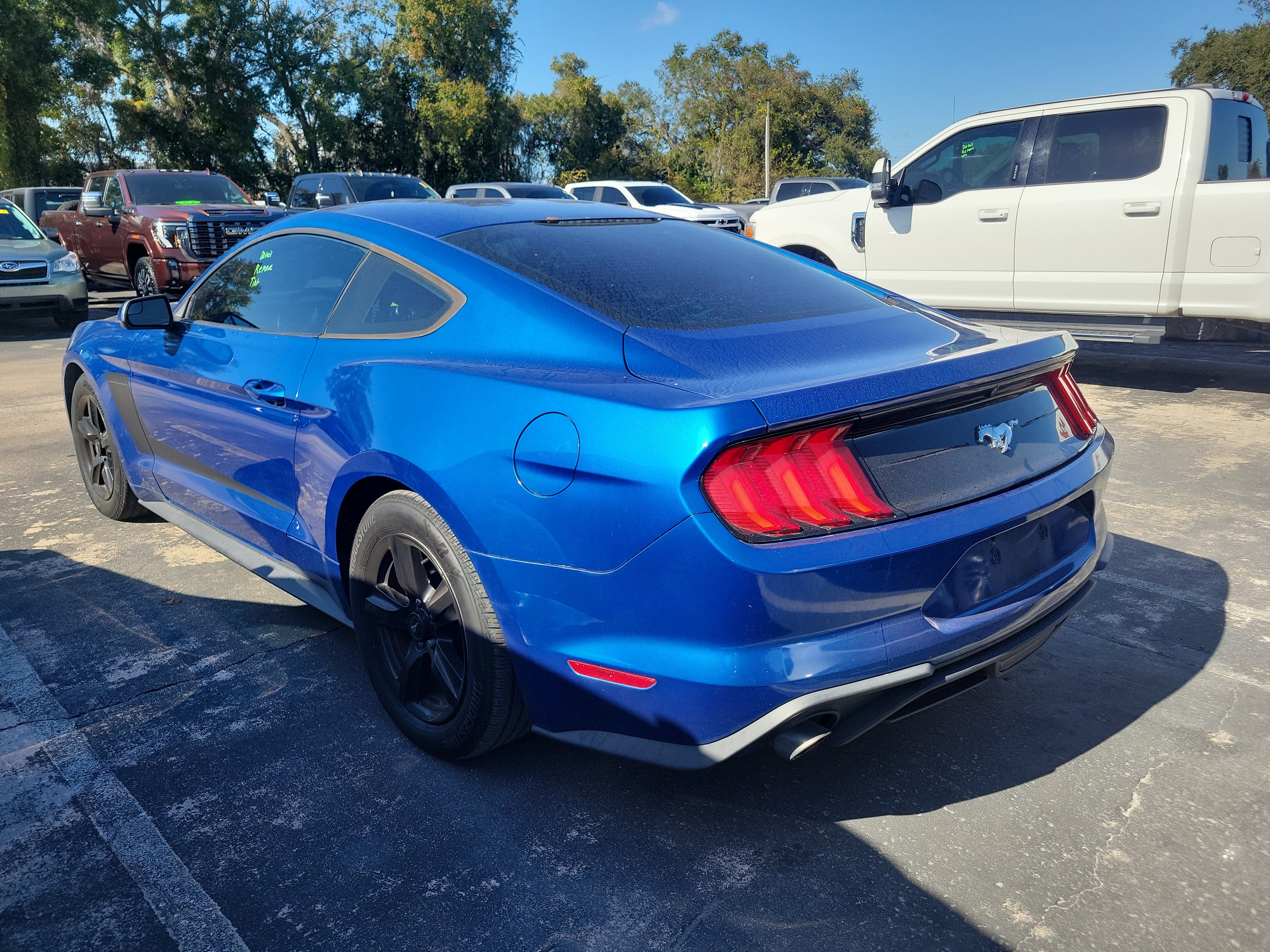Used 2018 Ford Mustang Coupe image 4