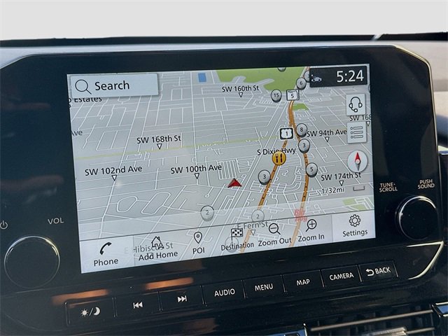 Used 2024 Nissan Pathfinder Platinum w/ Cargo Package image 11