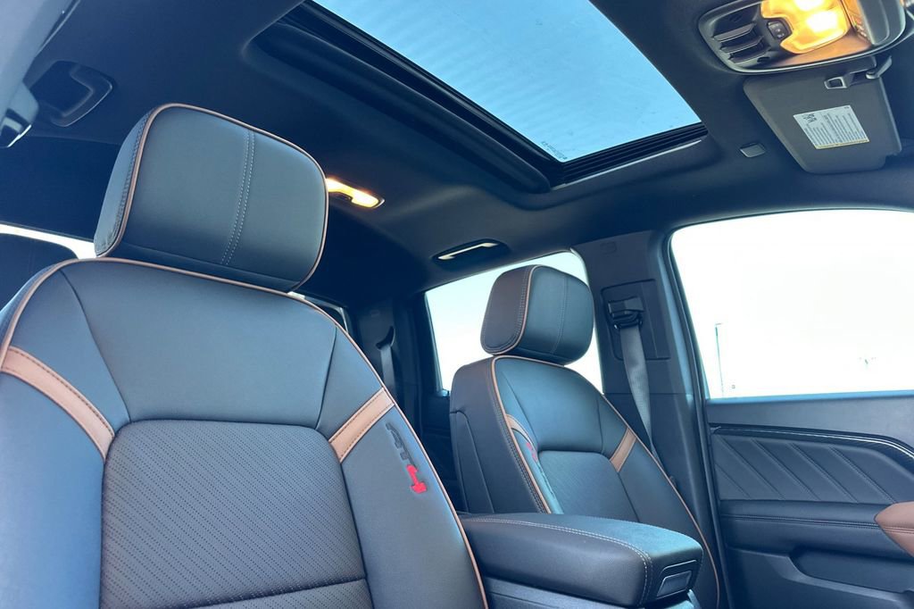 New 2026 GMC Canyon AT4 w/ Nightfall Edition AWD/4WD image 14