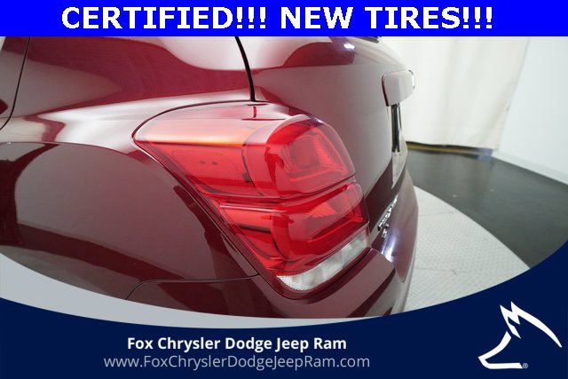 Used 2022 Chevrolet Trax LT w/ LT Convenience Package image 31