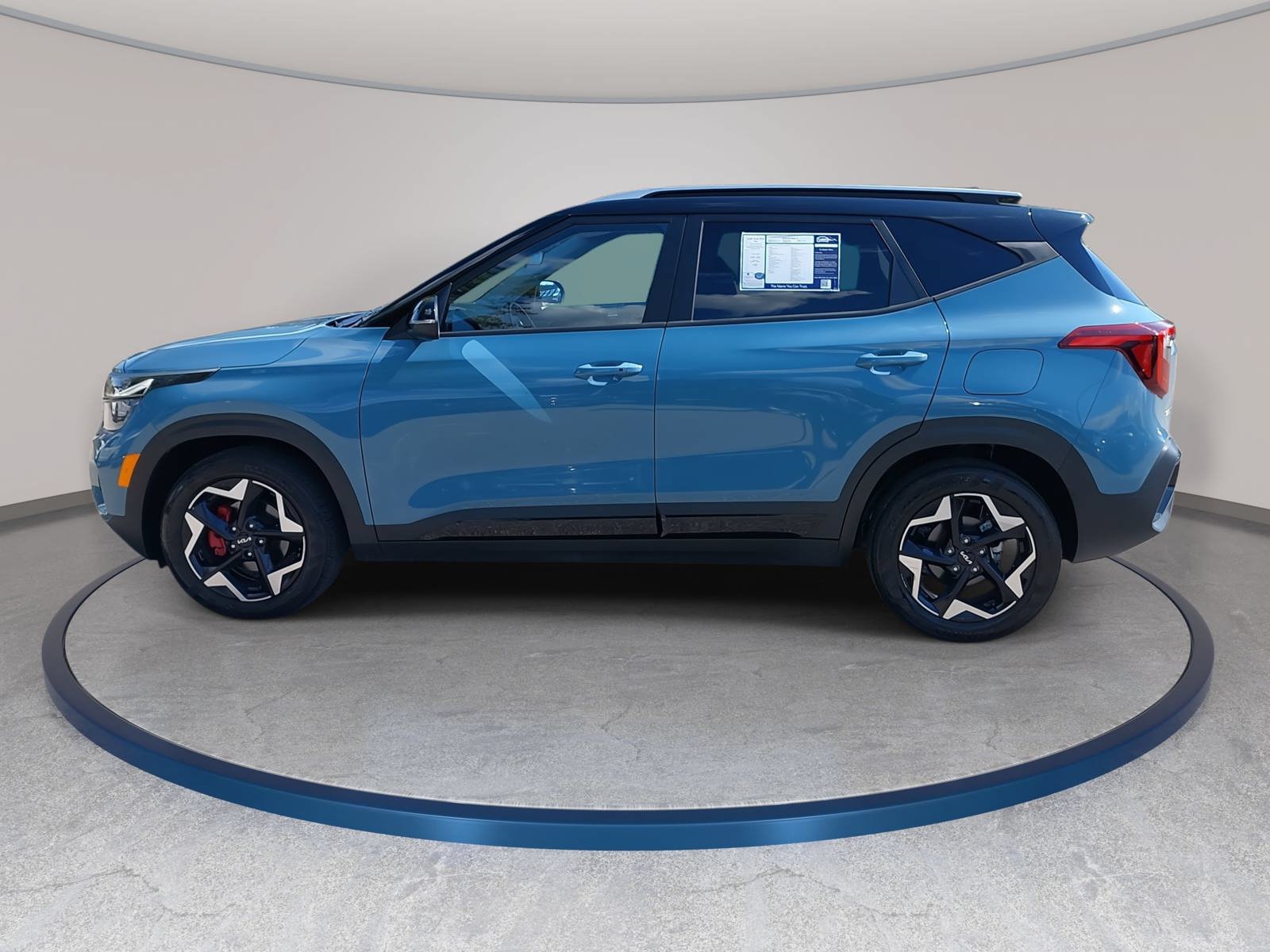 Used 2025 Kia Seltos S FWD image 8