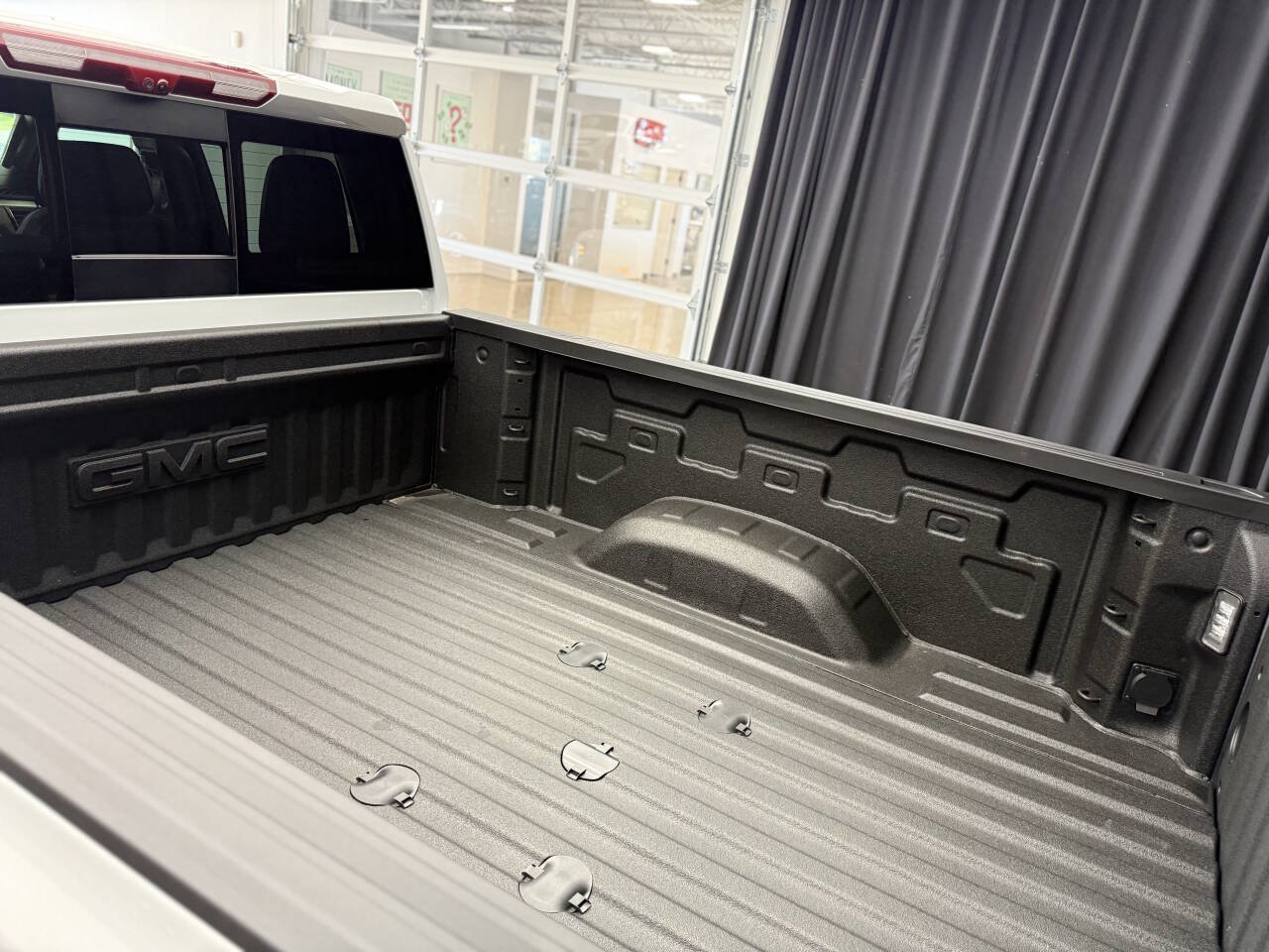 Used 2026 GMC Sierra 2500 Denali w/ Denali Reserve Package AWD/4WD image 32