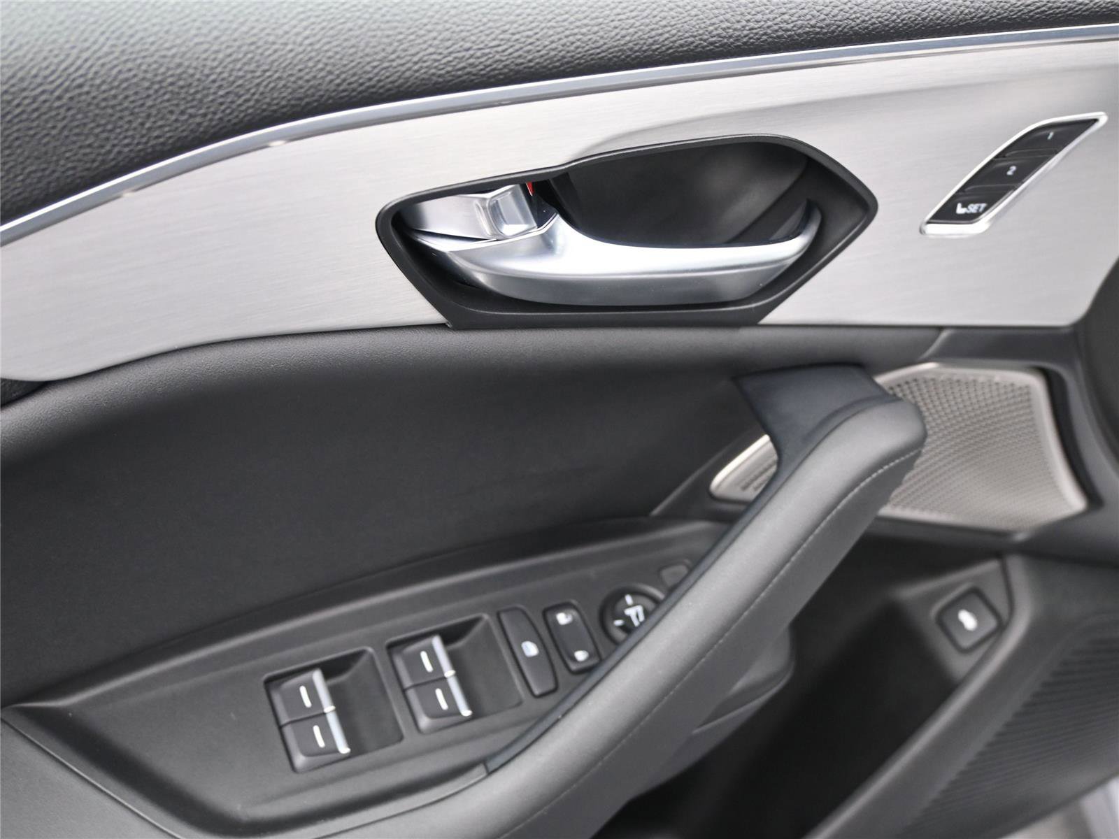 Certified 2023 Acura TLX w/ Technology Package image 8