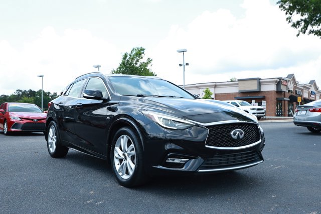 Used 2019 INFINITI QX30 w/ Cargo Package FWD image 3