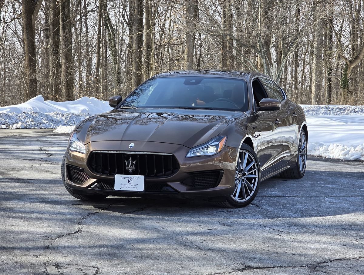 Used 2022 Maserati Quattroporte Modena RWD image 1