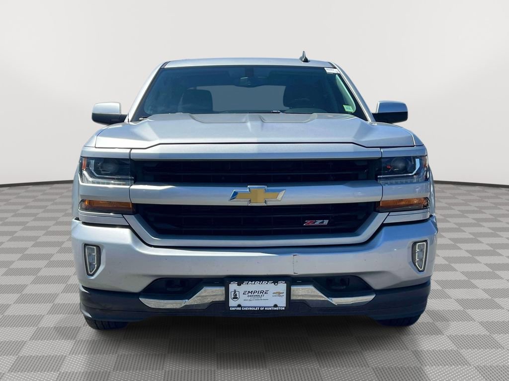 Used 2018 Chevrolet Silverado 1500 LT w/ All Star Edition AWD/4WD image 2