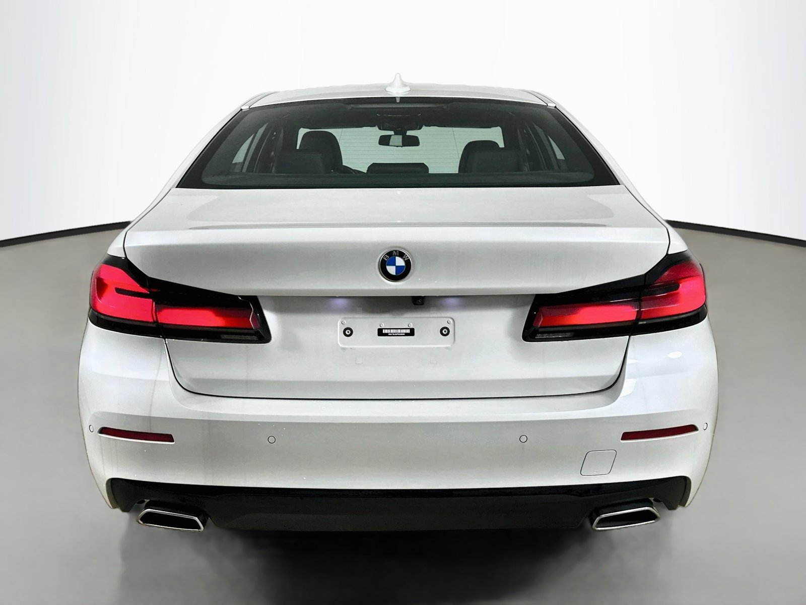 Used 2023 BMW 540i xDrive w/ Premium Package AWD/4WD image 6