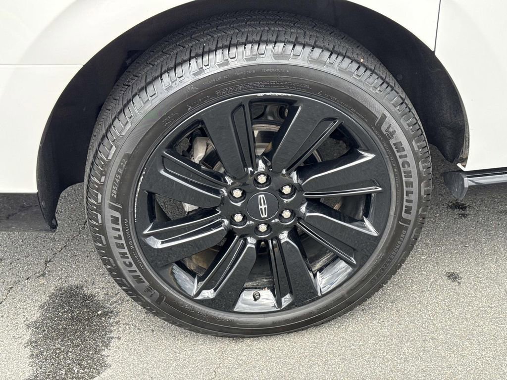 Used 2022 Lincoln Navigator L Reserve AWD/4WD image 14