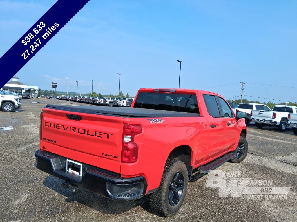 Used 2024 Chevrolet Silverado 1500 Custom Trail Boss w/ LPO, Dark Essentials Package AWD/4WD image 7