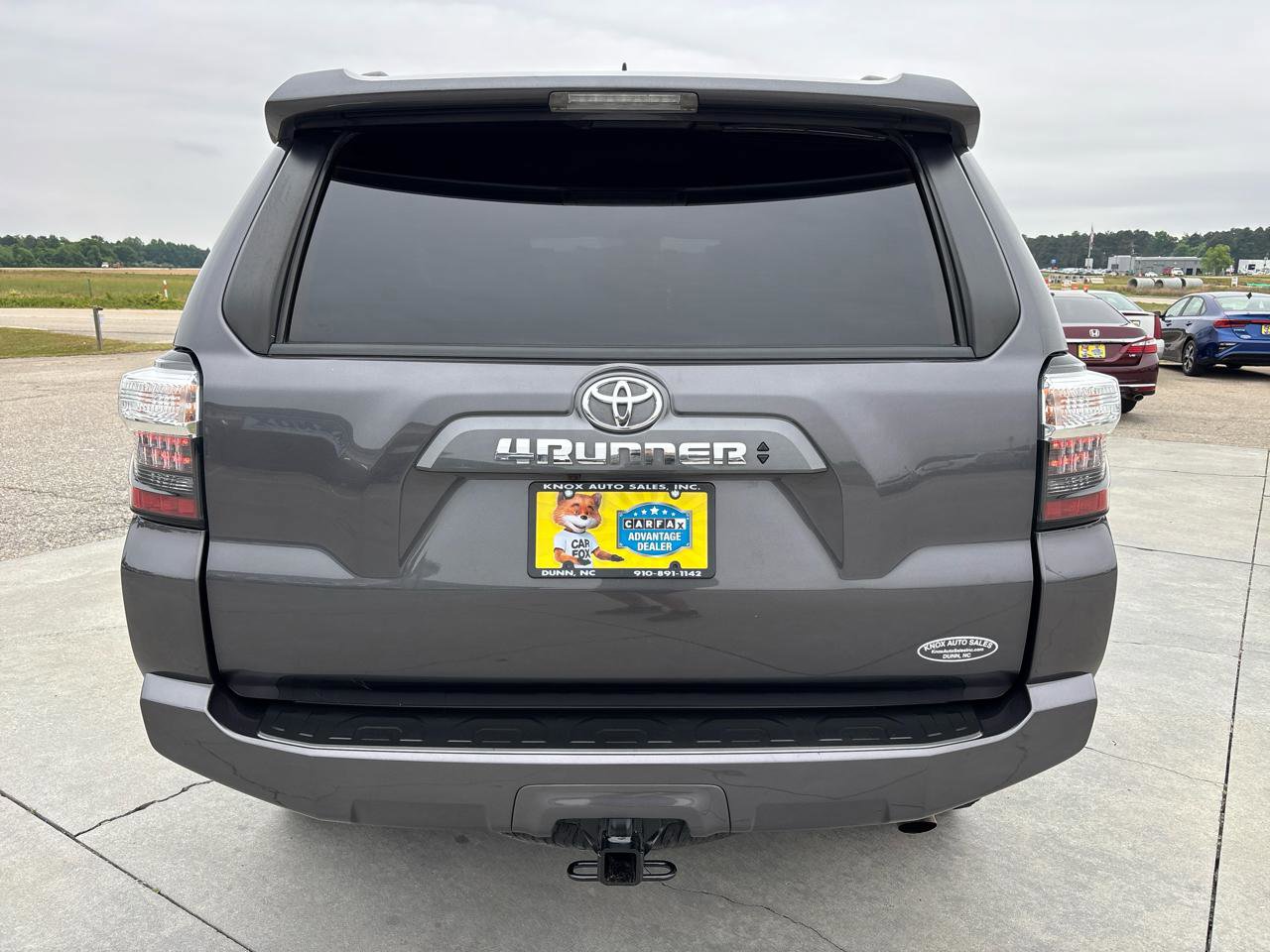 Used 2022 Toyota 4Runner SR5 AWD/4WD image 5